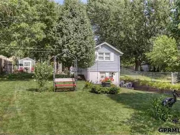 2339 N 70th Ave, Omaha, NE 68104