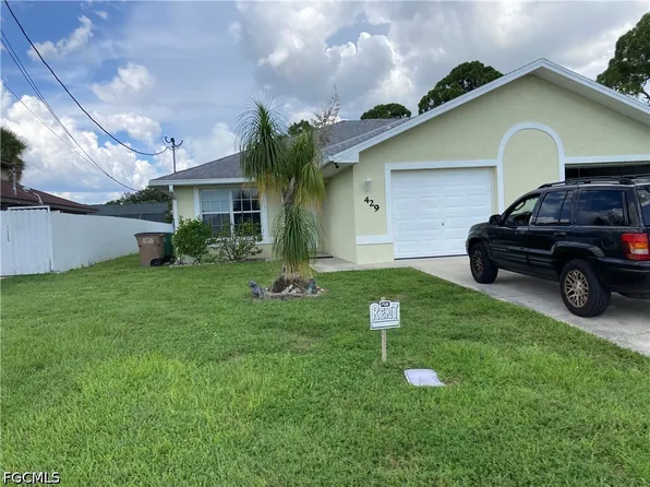 429 SE 24th Ave, Cape Coral, FL 33990