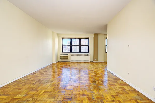 Rented by SERHANT. | media 45