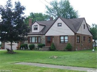 24681 Kennedy Ridge Rd, North Olmsted, OH 44070