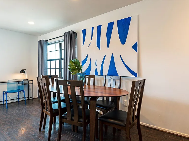 3314 Greenbriar St — Photo 4