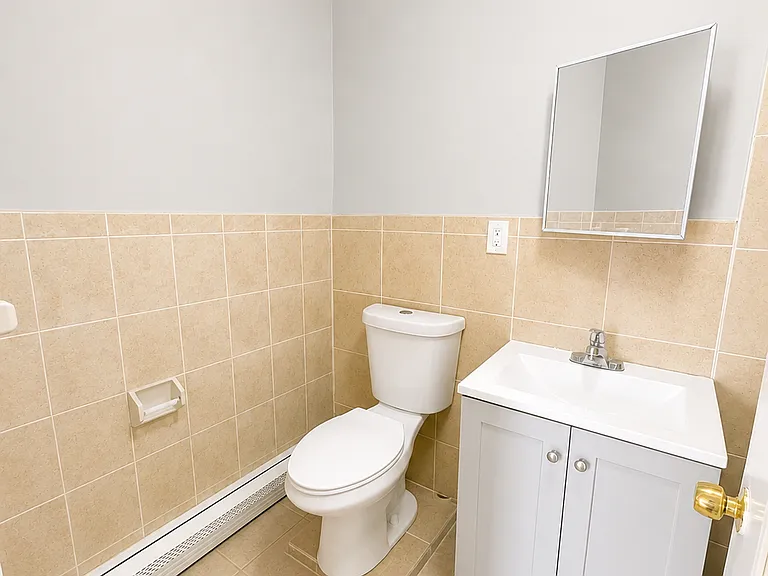 277 Clinton Pl #2 — Photo 5