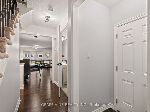 5th image of 3566 River Run Ave