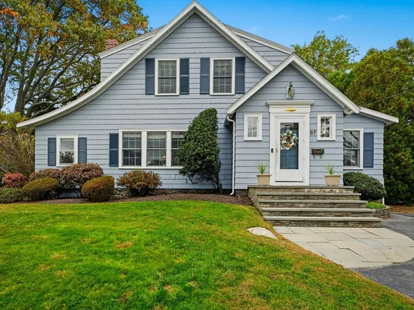 87 Jersey St, Marblehead, MA 01945