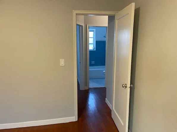 222 Zamora Ave APT 5, Miami, FL 33134