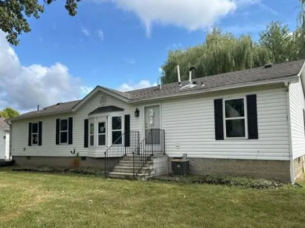 404 Union St, Grasston, MN 55030