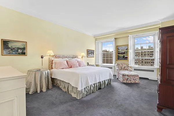 Sold by Corcoran | media 6