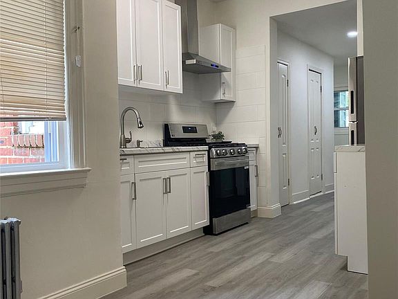 5th image of 4331 Murdock Avenue