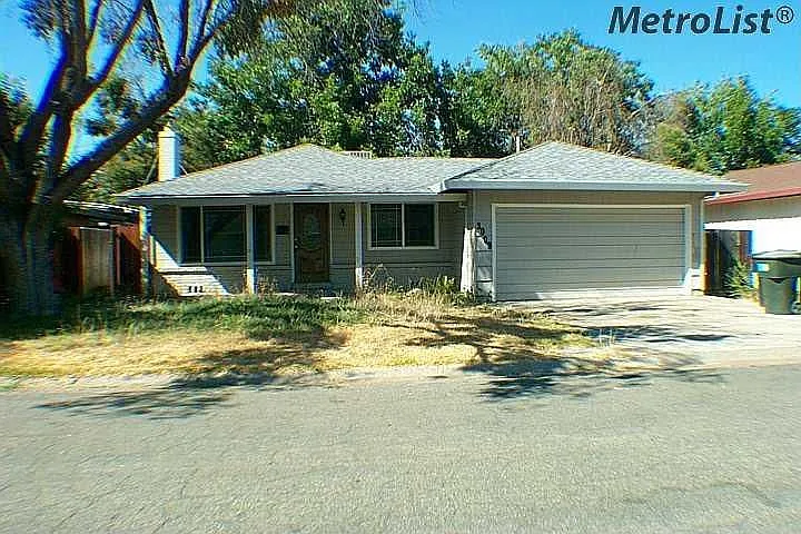 3009 Fairways Ct photo 1