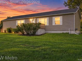 6745 Robb Rd, Fowlerville, MI 48836