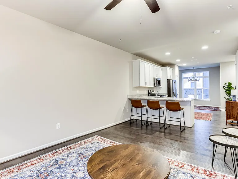 215 Wesley Brown Ln — Photo 11