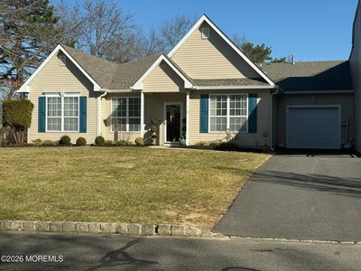 6 Sunnybrook Lane, Lakewood, NJ, 08701