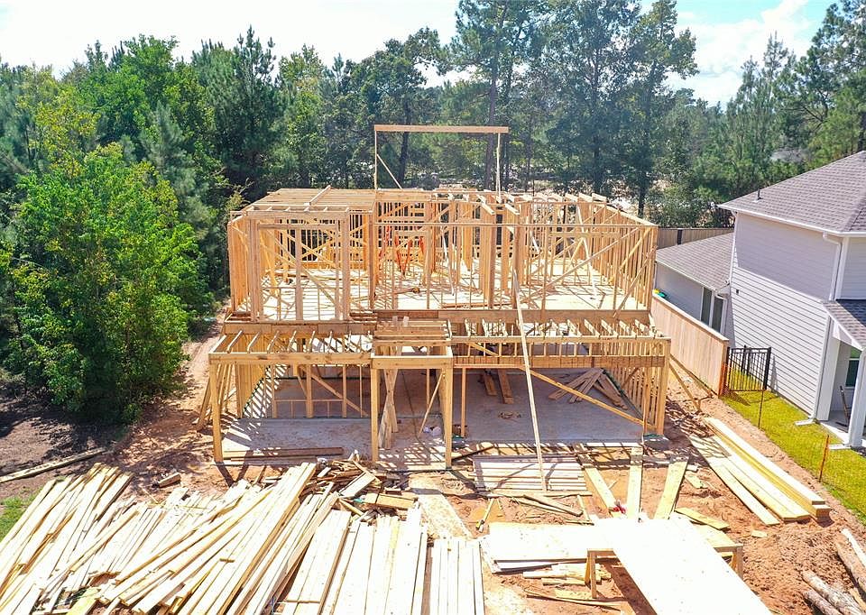 1st image of 101 Pilazzo St