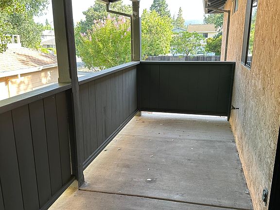 5th image of 569 Curtin Ln APT 7