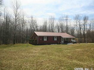 143 Cowpath Rd, Fulton, NY 13069