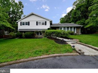 7908 Rolling Green Rd, Cheltenham, PA 19012