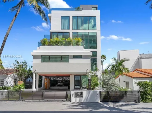 11 Century Ln, Miami Beach, FL 33139
