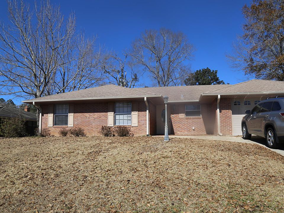 1st image of 15316 Parkwood Dr N