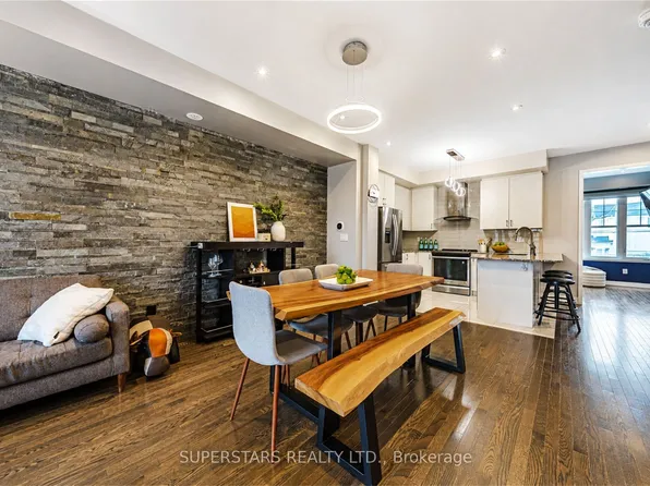 10604 Bathurst St, Vaughan, ON L6A 4Y4