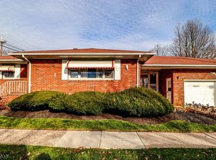 445 Raritan Rd, Linden, NJ 07036