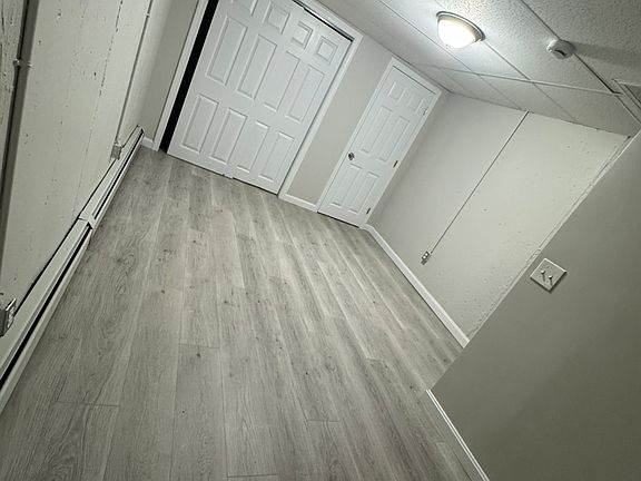 5th image of 140 Moorefield St #R