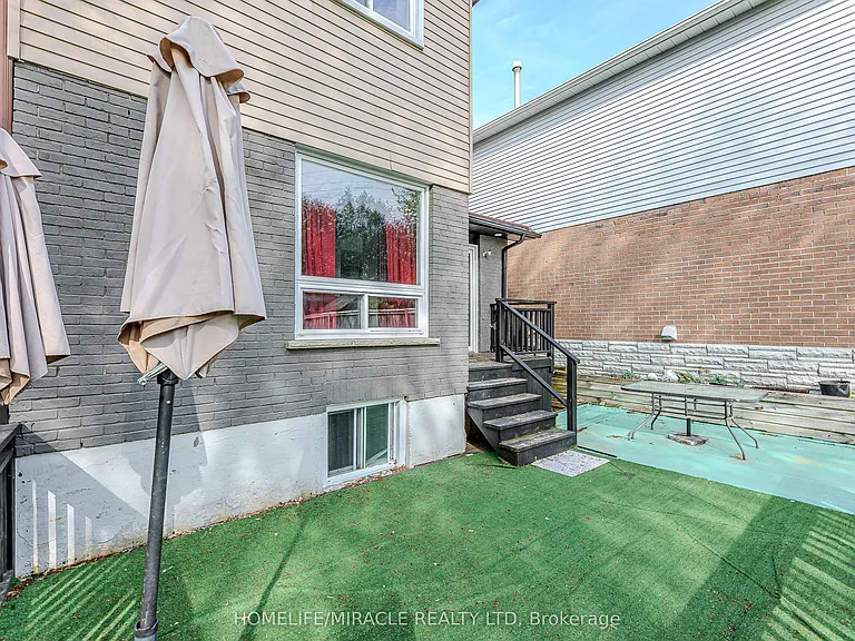 851 Bennett Ct — Photo 48