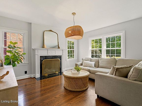 4th image of 2223 Wendell Ave