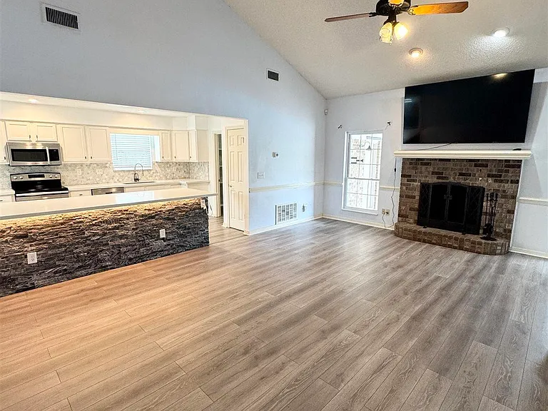 3019 Keats Dr — Photo 18