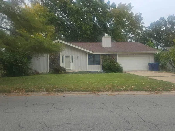 46 Picardy Dr, Lake Saint Louis, MO 63367