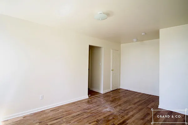 Rented by Grand & Co. | media 29