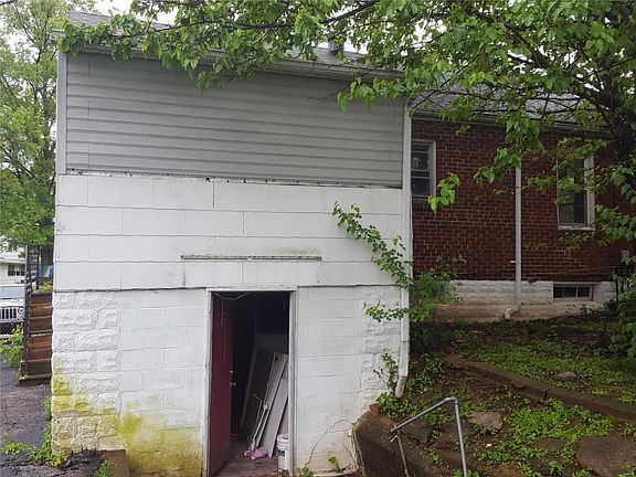 5th image of 3843 Lawler Dr