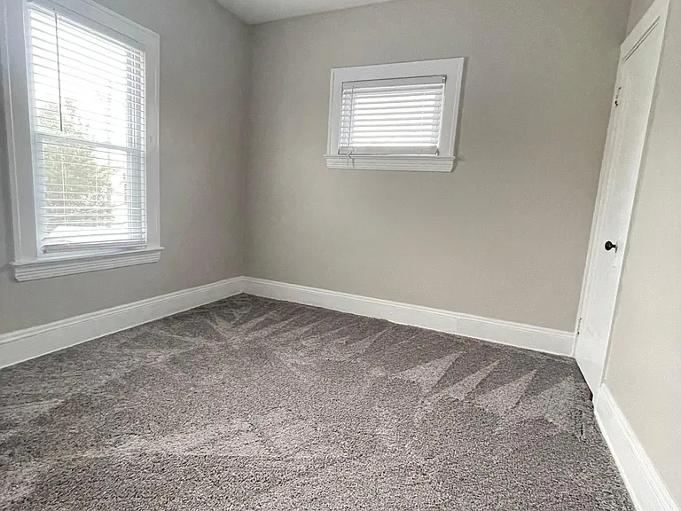 2059 Wascana Ave #UP — Photo 11