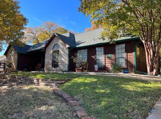 118 Lakepoint Loop, Pottsboro, TX 75076