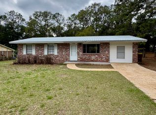 104 Camellia Pl, Crestview, FL 32539