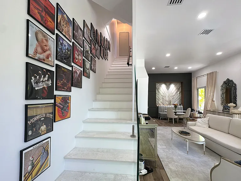361 Jefferson Ave — Photo 10