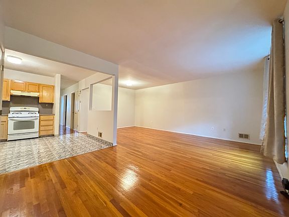 2nd image of 63 Jennifer Pl #A