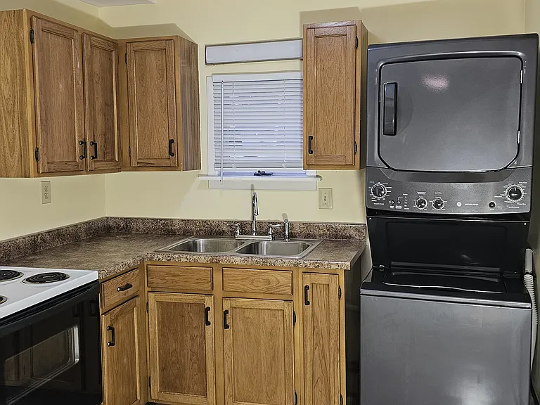 641 Foleys Ct #A — Photo 1