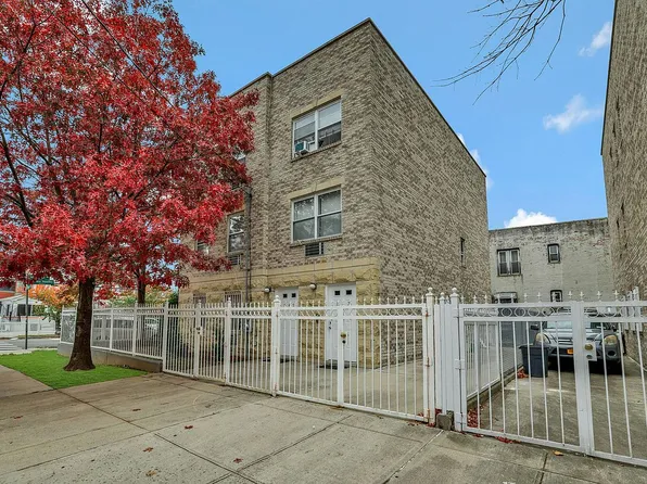 747 Essex St, Brooklyn, NY 11208