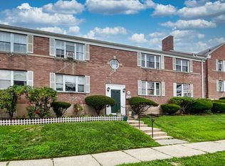 23 Seaton Rd APT 2, Stamford, CT 06902