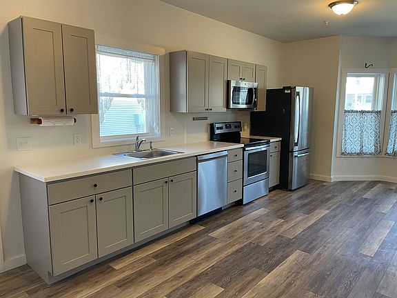 2nd image of 50 Upper Main St #1