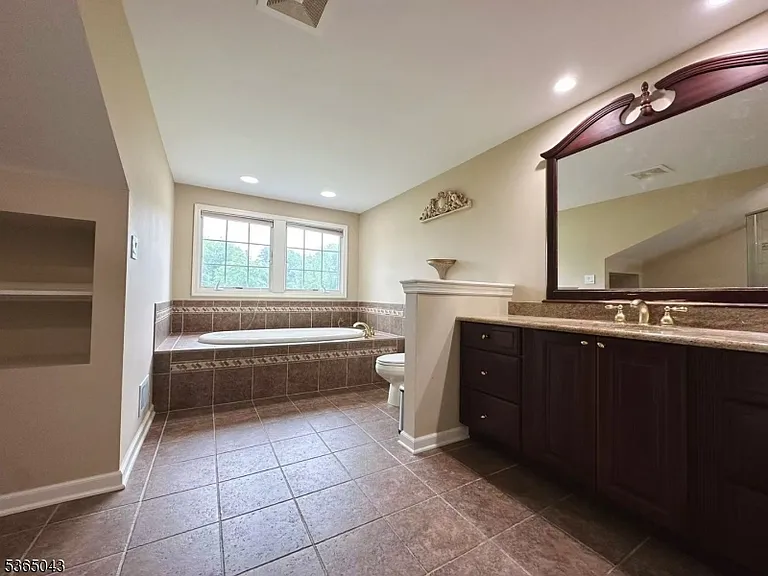 21 Meadowview Rd — Photo 15