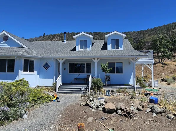 8320 Far Away Pl, Fort Jones, CA 96032