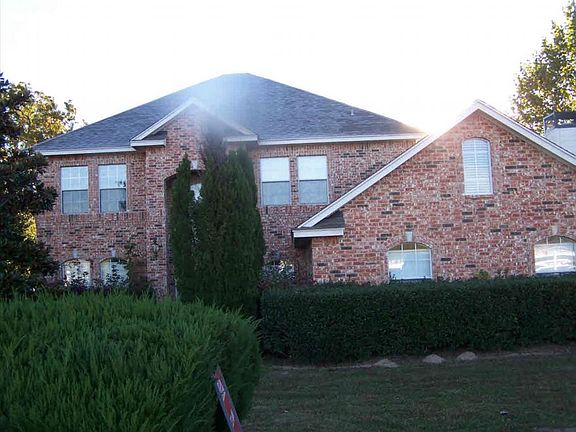 3rd image of 15489 Presidio Cir
