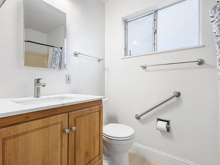 2145 Santa Clara Ave #A — Photo 16