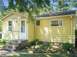 6768 Maple St, North Branch, MN 55056