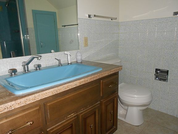 4th image of 1 Ferndale Dr