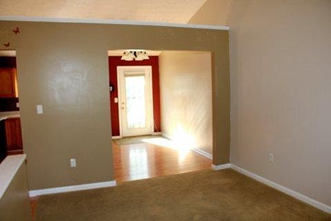 5th image of 2633 Evergreen Dr