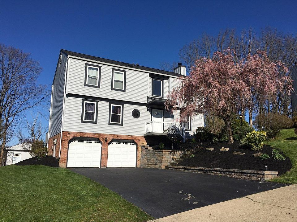 1st image of 154 Woodbine Dr