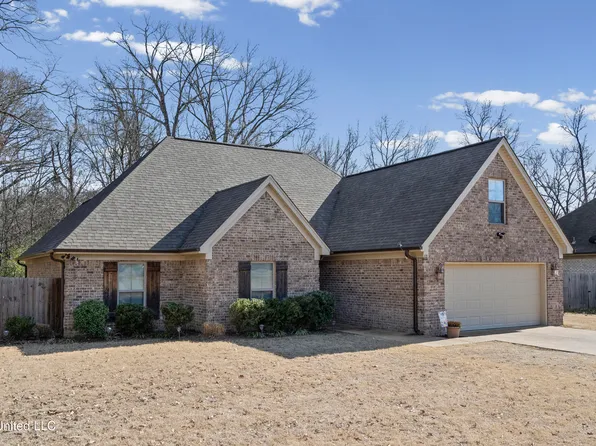 115 Fairway Dr, Senatobia, MS 38668