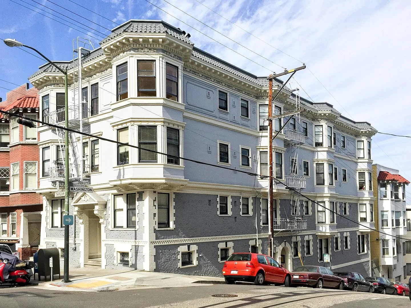 1302 Taylor St — Photo 2